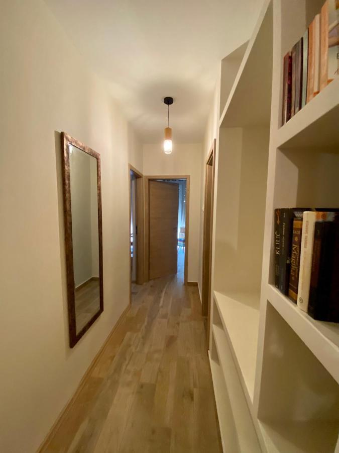 Apartment With Balcony And Free Parking ซาดาร์ ภายนอก รูปภาพ