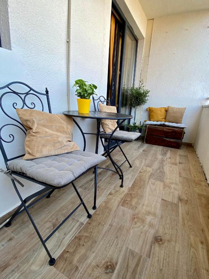 Apartment With Balcony And Free Parking ซาดาร์ ภายนอก รูปภาพ